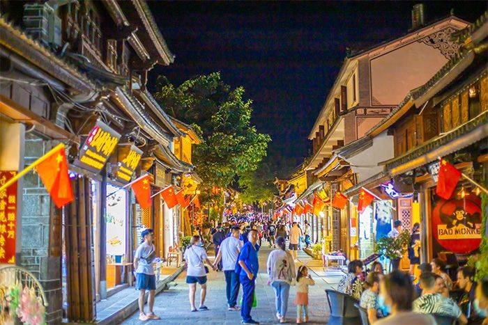 山東濟(jì)南夜景照明工程,樓體樓宇亮化工程,LED發(fā)光標(biāo)識工程,夜景景觀照明工程,夜景泛光照明,LED照明,LED發(fā)光字工程,亮化工程,LED外露發(fā)光字