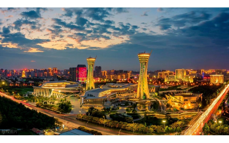 山東原實(shí)科技，煥彩濰坊樓體夜景亮化工程