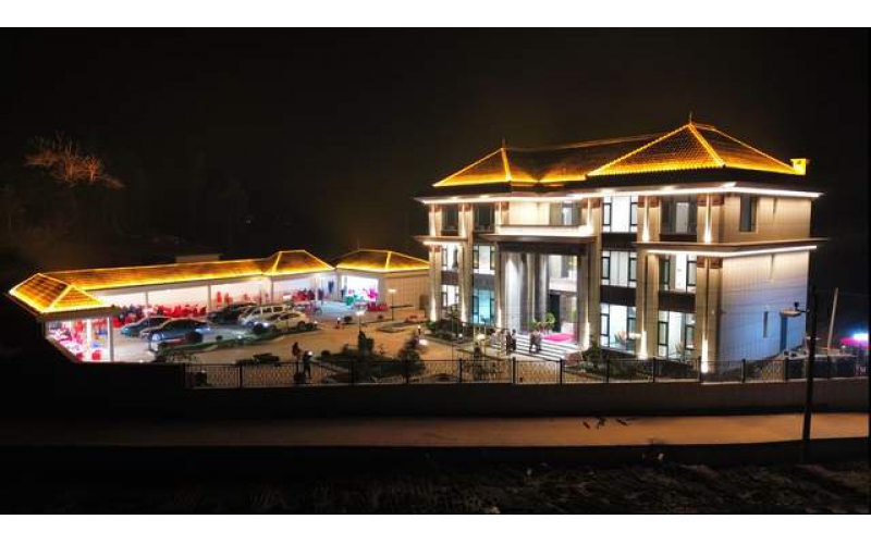 ‍光影筑家：別墅燈光亮化工程，點(diǎn)亮庭院與建筑的詩(shī)意夜境